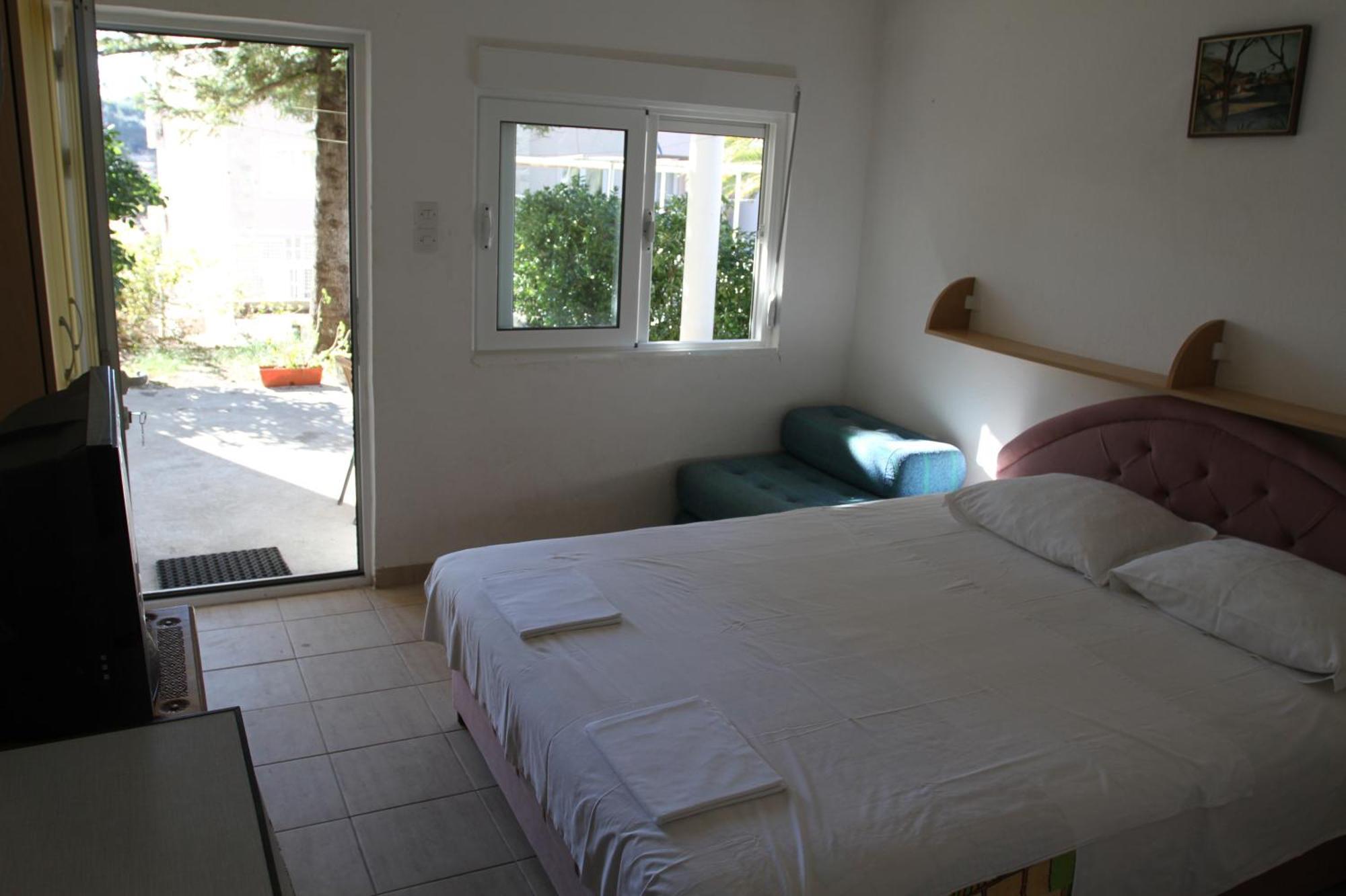 Apartments Popovic Petrovac na moru Exterior foto