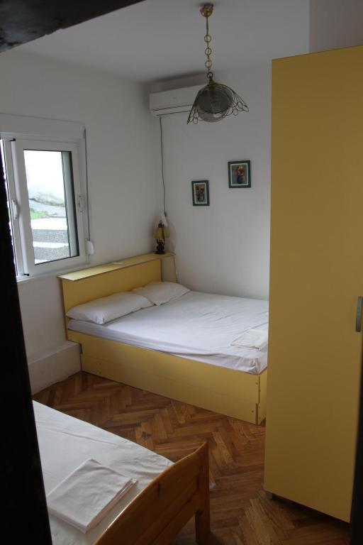 Apartments Popovic Petrovac na moru Zimmer foto
